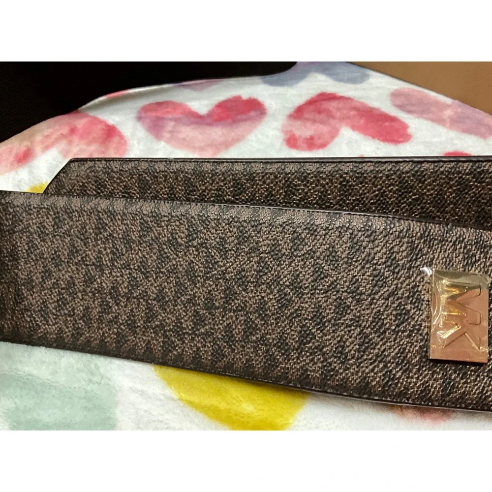 Michael Kors Brown Logo Belt Women's Gold Buckle Elastic Back Adjustable‎